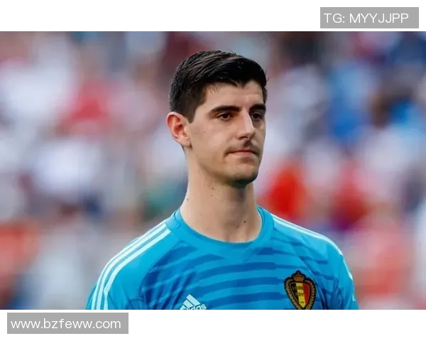 库尔图瓦:守护球门的铁血战士与足球传奇的崛起之路