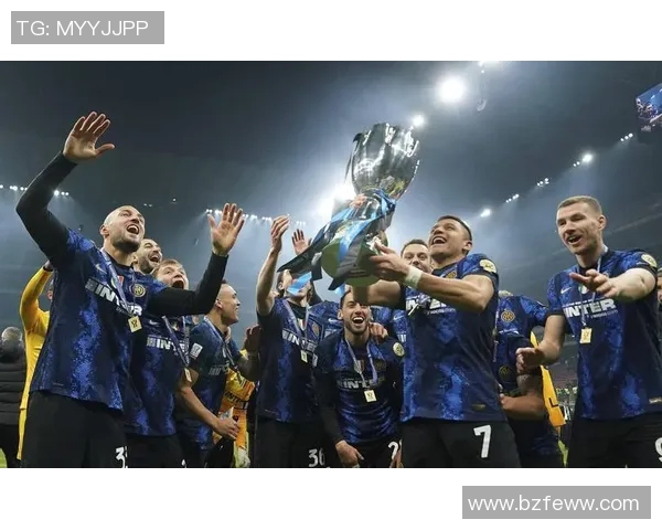 拉奇奥与维迪斯激战正酣谁能在欧联杯中笑到最后