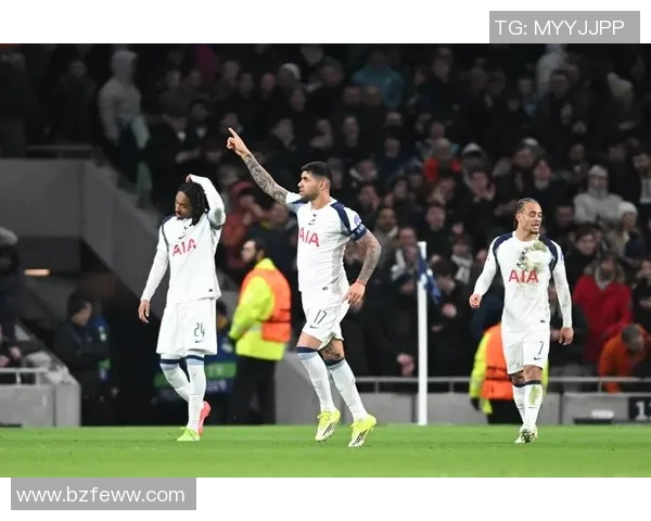 梅西在对阵热刺的精彩瞬间集锦回顾与分析