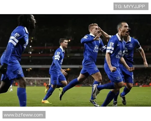 切尔西与埃弗顿的激烈对决展现英超赛场的精彩与魅力 切尔西与埃弗顿的激烈对决展现英超赛场的精彩与魅力