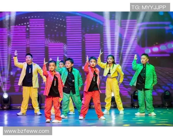 街舞盛宴：深入解析深圳街舞队的独特技艺与风格魅力