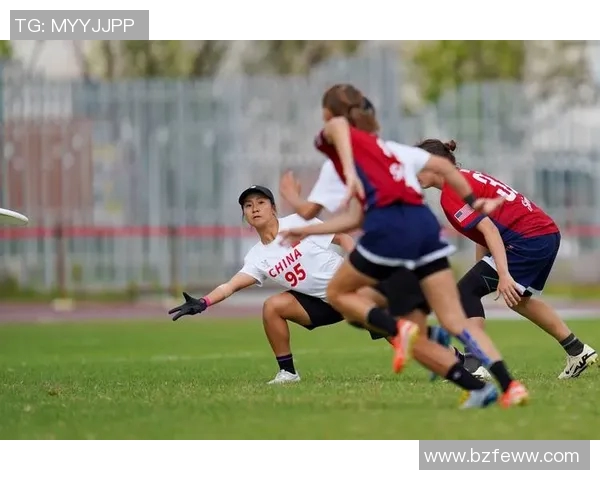 武汉飞盘队在比赛中的快速转换与战术得失分析